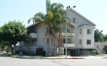 1500 W Victory Blvd in Burbank, CA - Building Photo - Building Photo