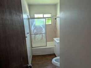 2208 Holden Way in Bakersfield, CA - Building Photo - Building Photo
