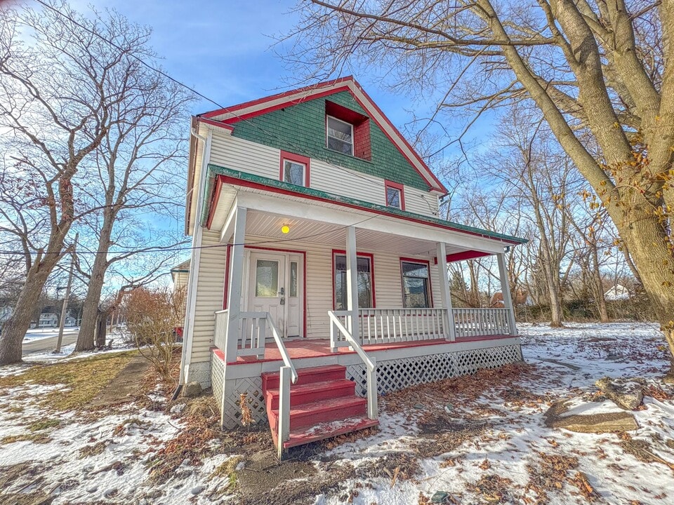 126 Federal St NW in Warren, OH - Building Photo