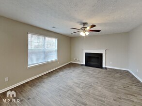 1769 Cutters Mill Way in Lithonia, GA - Foto de edificio - Building Photo