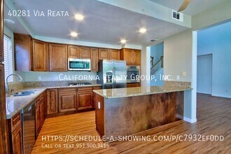 40281 Vía Reata in Murrieta, CA - Building Photo - Building Photo