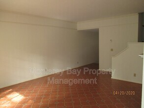 61 Glen Lake Dr in Pacific Grove, CA - Building Photo - Building Photo