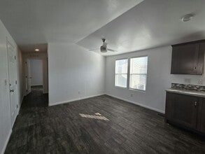 3825 N Nellis Blvd in Las Vegas, NV - Building Photo - Building Photo