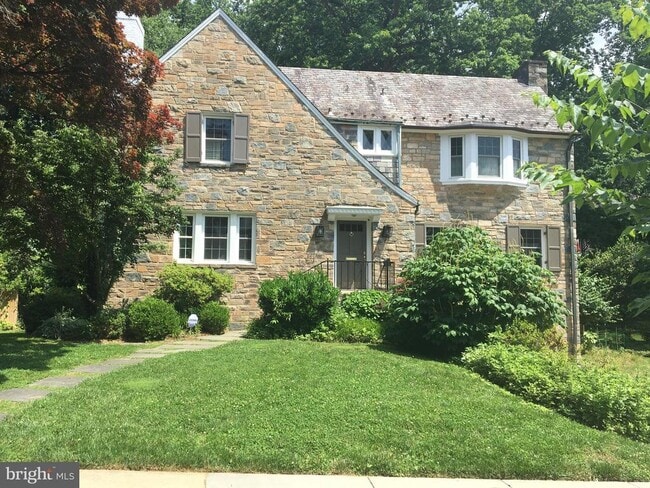 property at 3717 Fordham Rd NW