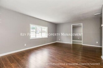 7517 Rainbow Dr in Prairie Village, KS - Building Photo - Building Photo