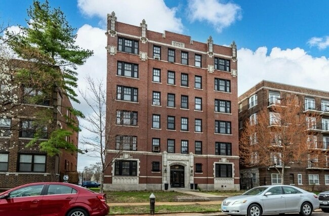 property at 5616 Pershing Ave