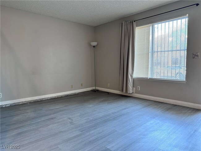 property at 4170 Mississippi Ave