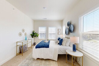 The Villas at Ridgeline Vista in Brighton, CO - Foto de edificio - Interior Photo