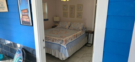 1915 Avenue O 1/2 in Galveston, TX - Foto de edificio - Building Photo