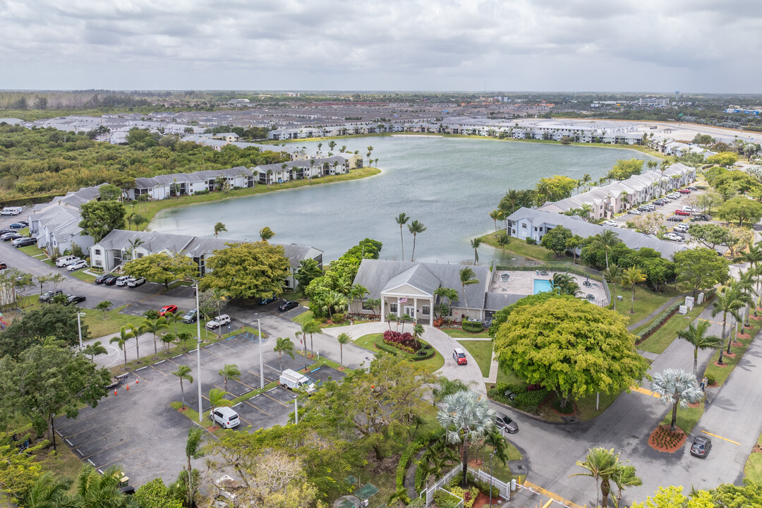 Lakeshore Community in Homestead, FL - Building Photo