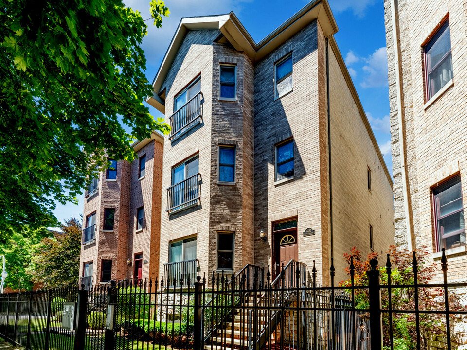 6552 S Kenwood Ave in Chicago, IL - Building Photo