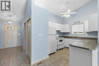 11429 Arvilla St in Windsor, ON - Building Photo - Building Photo