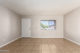 17629 N 8th Ave in Phoenix, AZ - Building Photo - Building Photo