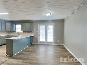 622 Ashley Oaks Dr in Clarksville, TN - Building Photo - Building Photo