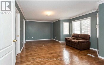 48 Northface Crescent in Brampton, ON - Building Photo - Building Photo