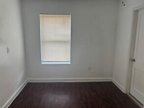 1210 Dacus Dr in Houston, TX - Building Photo - Building Photo