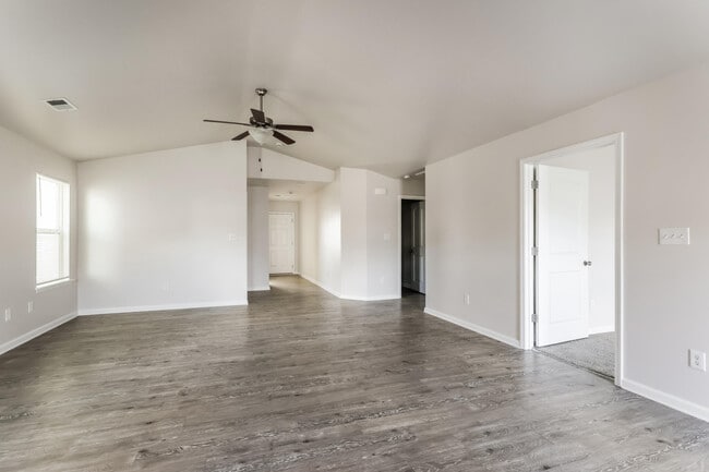 2525 Guildhall Ln in Lexington, KY - Building Photo - Building Photo