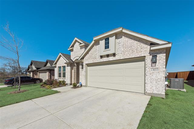 13033 Mizell Ln in Providence Village, TX - Building Photo - Building Photo