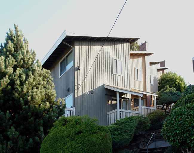 2650 14th Ave W in Seattle, WA - Foto de edificio - Building Photo