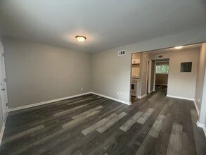 611 Ewing Ave in Kansas City, MO - Building Photo - Building Photo