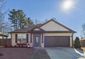 149 Fernhill Dr NW in Madison, AL - Building Photo