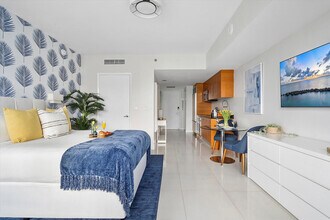 485 Brickell Ave in Miami, FL - Building Photo - Building Photo