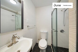 20 Avenue A Ave in New York, NY - Building Photo - Building Photo