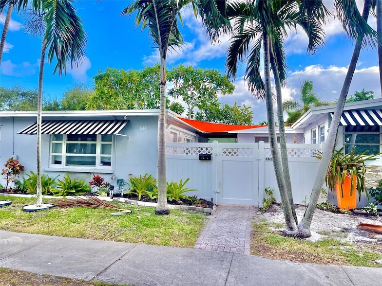 1614 NE 7th St in Fort Lauderdale, FL - Foto de edificio
