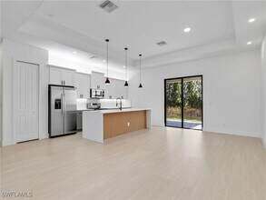 1913 NW 24th Ave in Cape Coral, FL - Building Photo - Building Photo