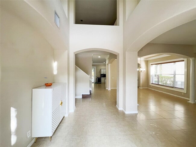 1983 Harbor View Cir in Weston, FL - Building Photo - Building Photo