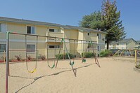 Building Photo - Pine Ridge Apartments in Modesto, California