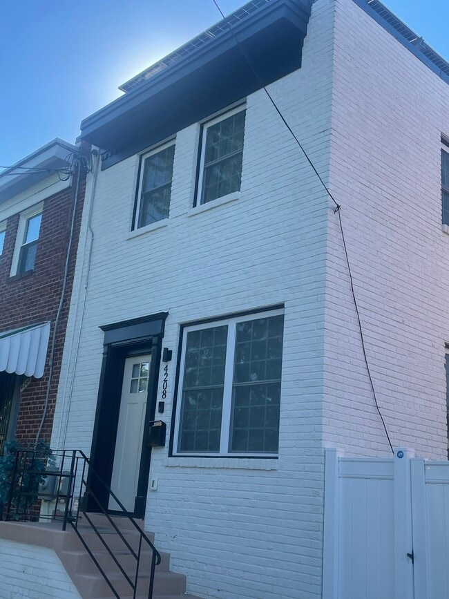 4208 Fort DuPont Ter SE in Washington, DC - Building Photo - Building Photo