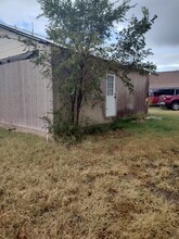 506 S 4th St in Brownfield, TX - Building Photo - Building Photo