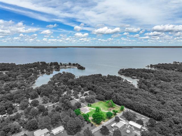3706 Private Rd 6256 in Wills Point, TX - Foto de edificio