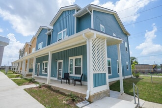 Noel Place in Jackson, MS - Building Photo - Building Photo