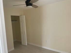 12120 Rahn Ave in Granada Hills, CA - Building Photo - Building Photo