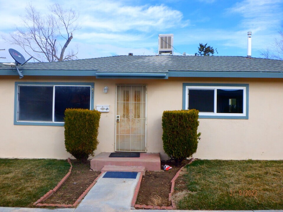 511 East E Street in Tehachapi, CA - Building Photo
