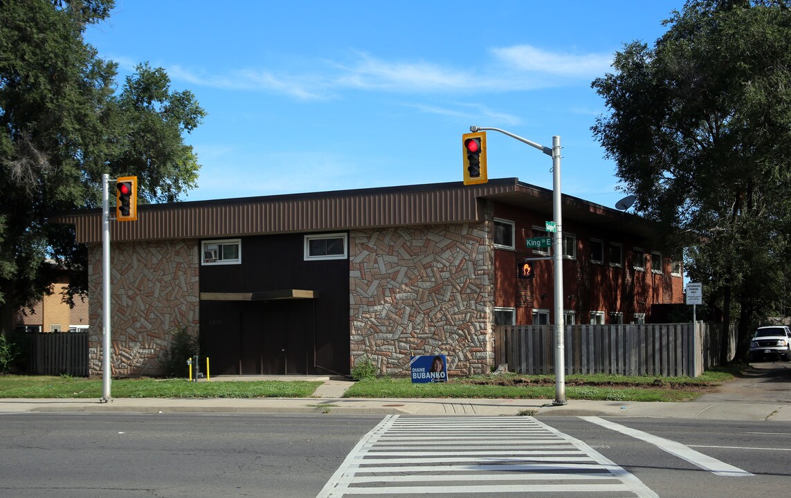 2625 King St E in Hamilton, ON - Building Photo