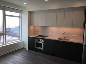 1688 Pine St, Unit E-904 in San Francisco, CA - Building Photo - Building Photo