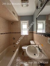 295 Old Bergen Rd in Jersey City, NJ - Building Photo - Building Photo