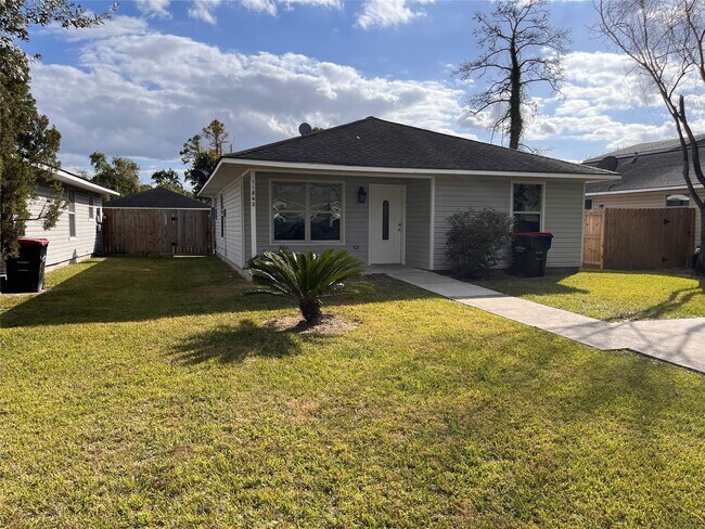 11842 Greencanyon Dr in Houston, TX - Building Photo - Building Photo