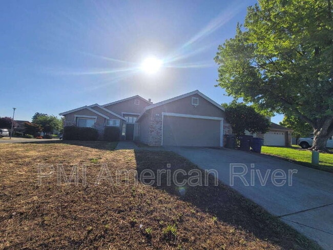 property at 1 Sorbell Ct