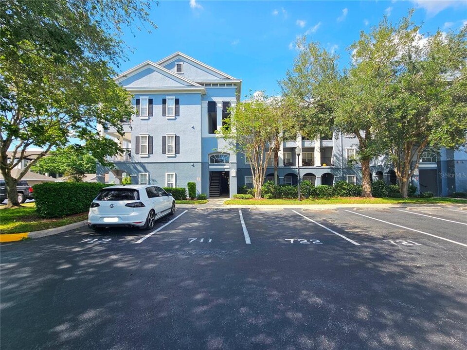3621 Conroy Rd in Orlando, FL - Foto de edificio