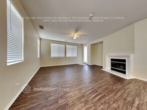 6223 W Ave J 10 in Lancaster, CA - Foto de edificio - Building Photo