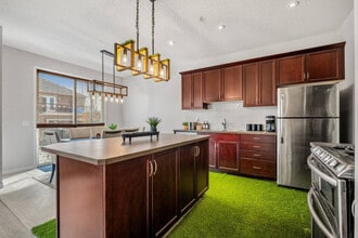 724 Windridge Rd SW in Airdrie, AB - Building Photo - Building Photo