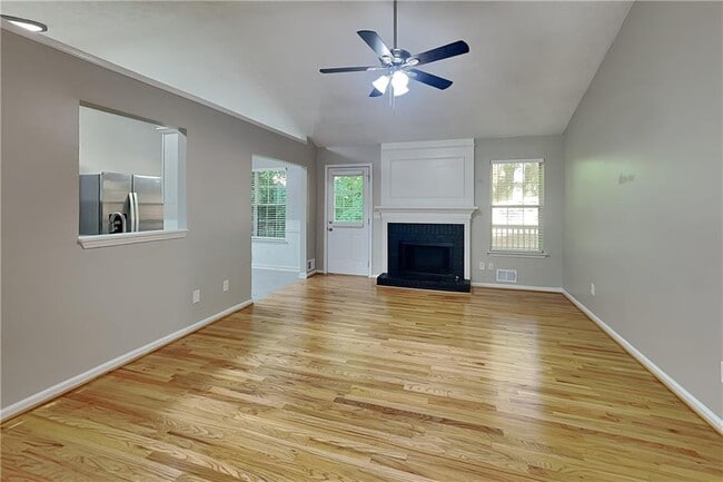 5039 Wesleyan Dr in Woodstock, GA - Building Photo - Building Photo