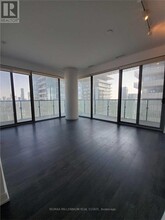 50-4150 Charles St E in Toronto, ON - Building Photo - Building Photo