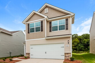 8037 Moose Crk Dr in Charlotte, NC - Building Photo - Building Photo