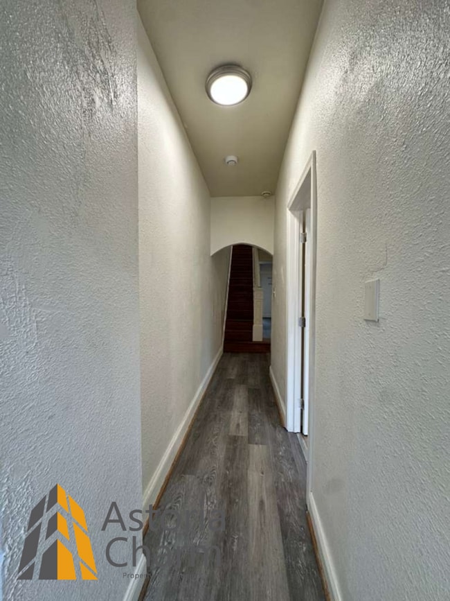 2542 W Fayette St in Baltimore, MD - Building Photo - Building Photo