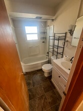 120 E Euclid Ave in Spokane, WA - Building Photo - Building Photo